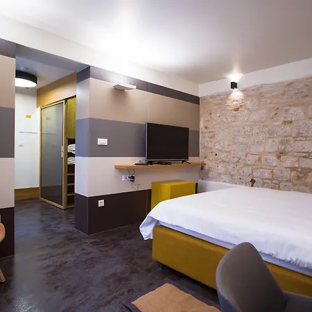 Bed & Breakfast Mijama 4*