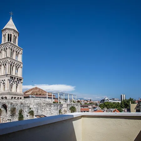 Mijama Bed & Breakfast 4*