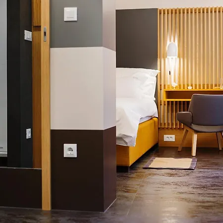 Nocleg ze śniadaniem Mijama 4*